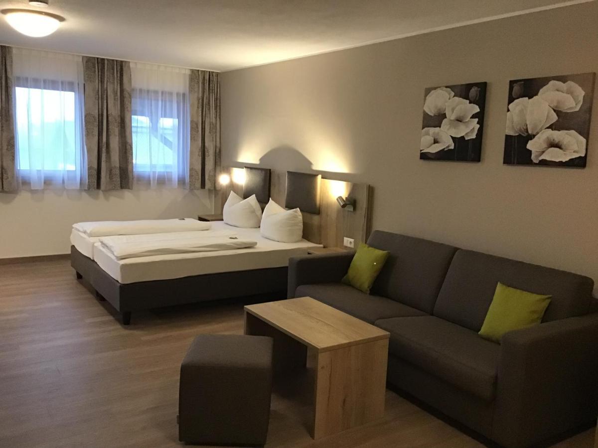 Gasthof Hotel Esterer Розенгайм Екстер'єр фото