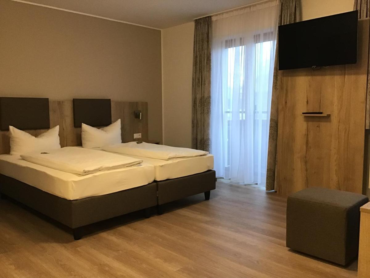 Gasthof Hotel Esterer Розенгайм Екстер'єр фото